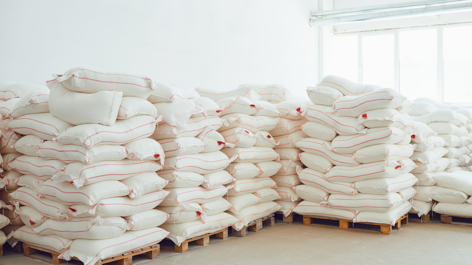 Plast Modifier LL compounded masterbatch granules