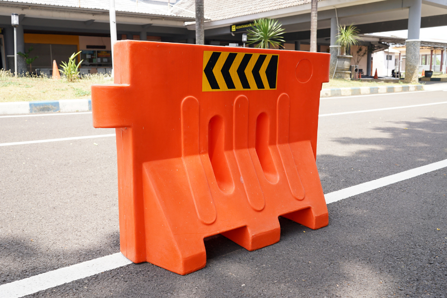 Traffic barricades — construction application