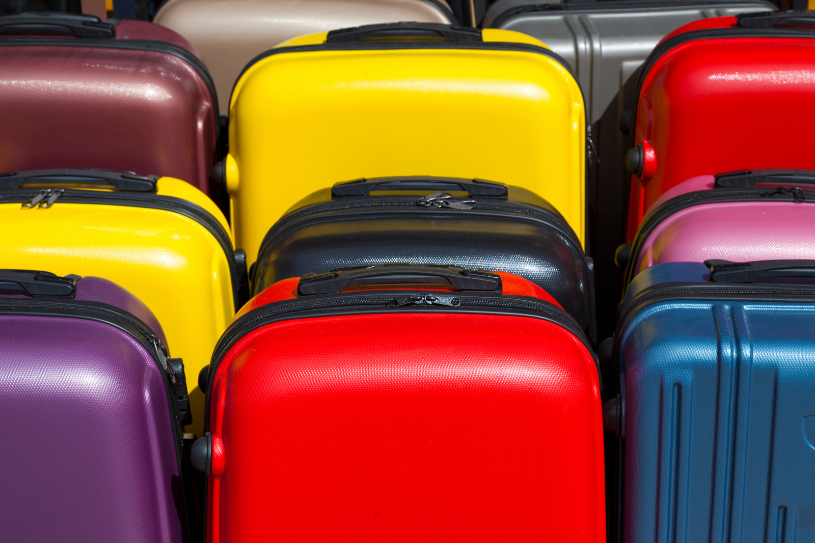 PP luggage bags from the Bajaj Masterbatch application gallery